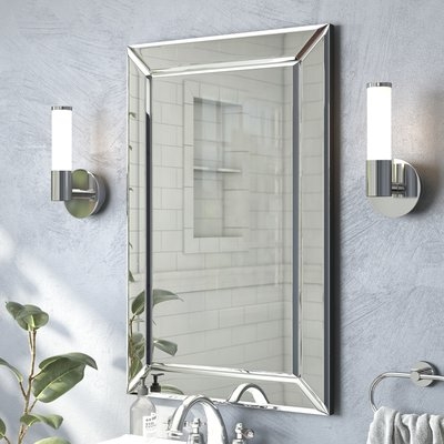 Traditional Accent Mirror - Image 0