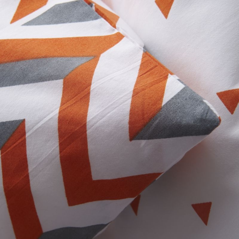 Little Prints Orange Twin Quilt - Image 4