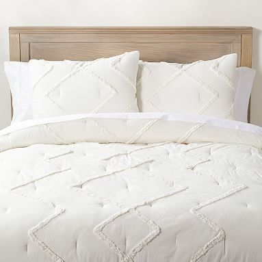 Ashlyn Tufted Comforter, Full/Queen, Ivory - Image 0