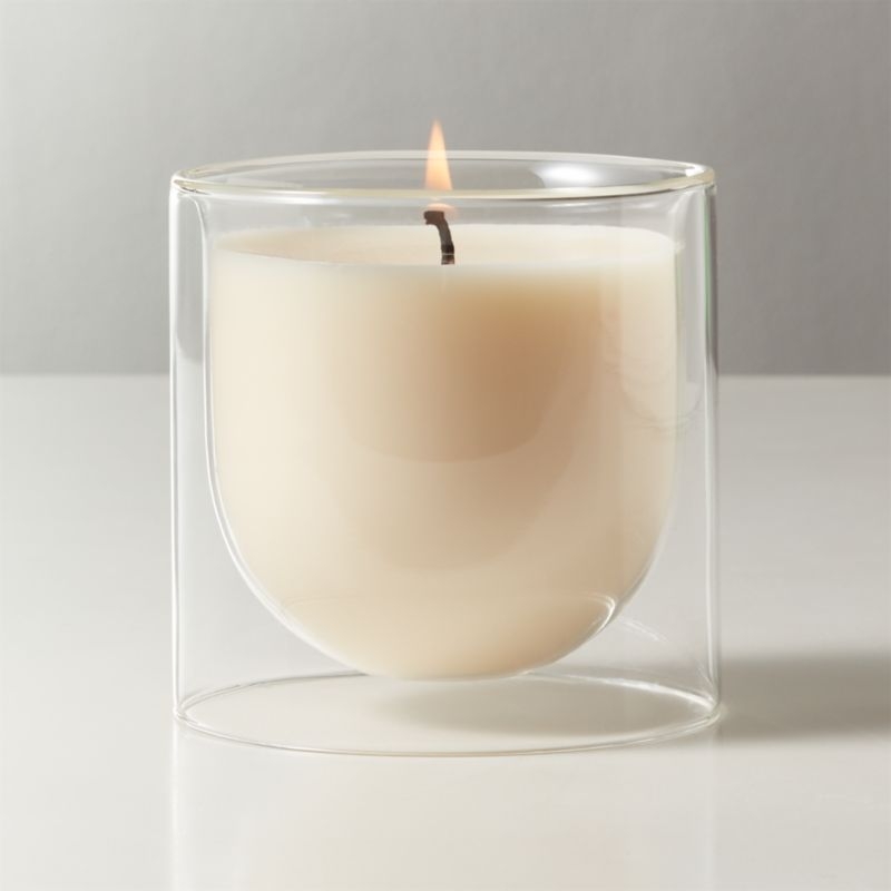 Lily and Seagrass Soy Candle - Image 2