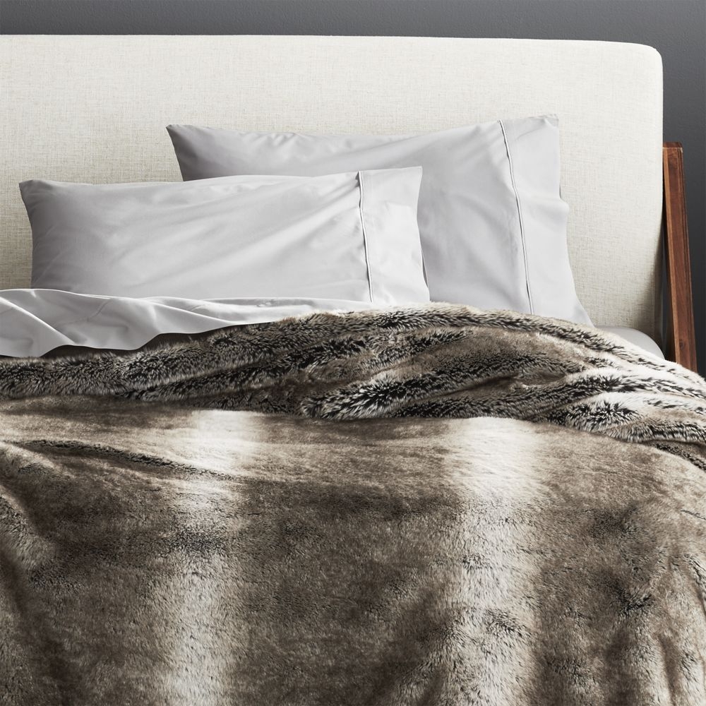 Light Grey Faux Fur King Blanket - Image 0