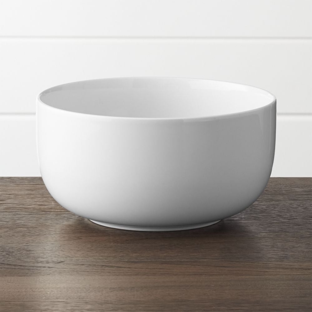 Toben 9" Serving Bowl - Image 0