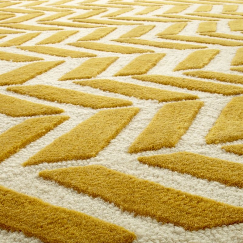4x6' Yellow Chevron Rug - Image 7