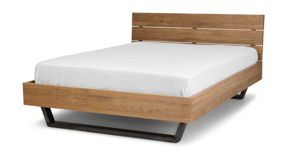 Taiga Oak Queen Bed - Image 0