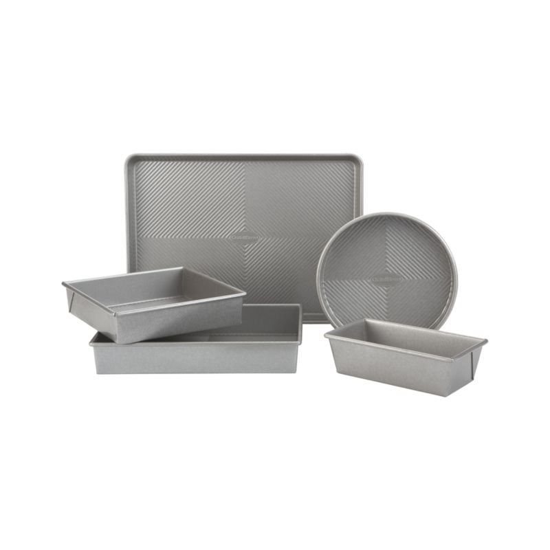 USA Pan Pro Line Non-Stick Round Cake Pan - Image 3