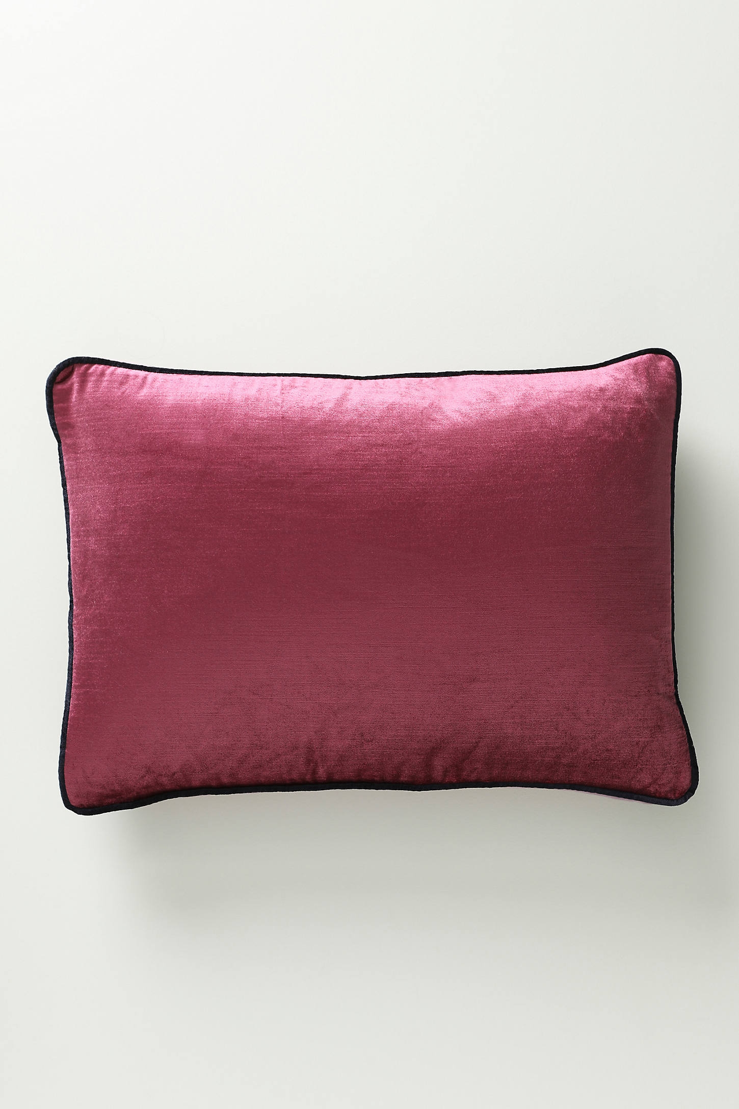 Louise Velvet Pillow - Image 0