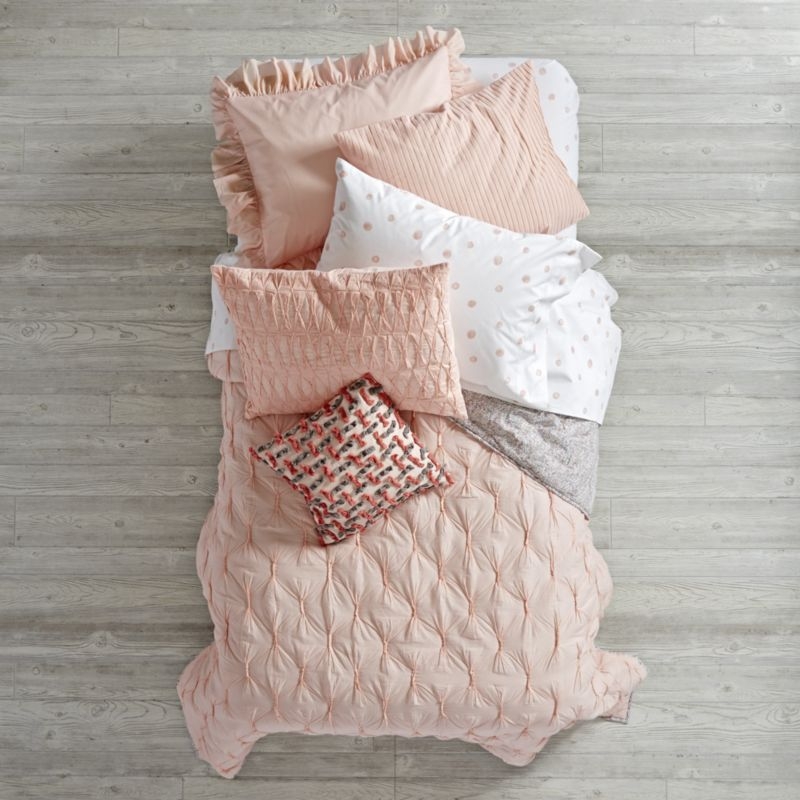 Chic Pink Floral Twin Quilt - Image 5