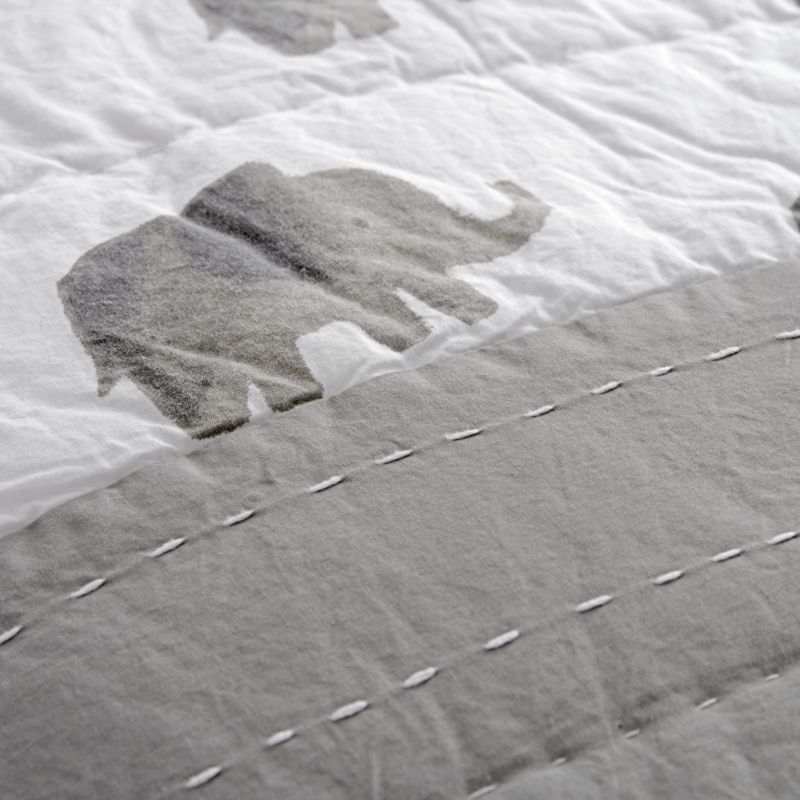 Wild Excursion Elephant Baby Quilt - Image 4