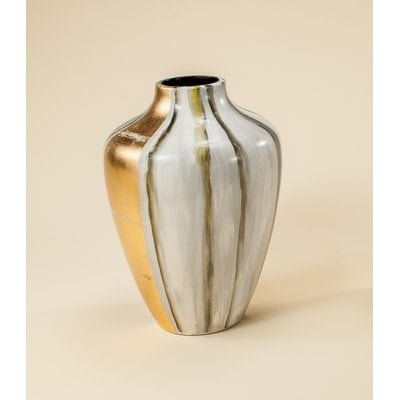 Table Vase - Image 0
