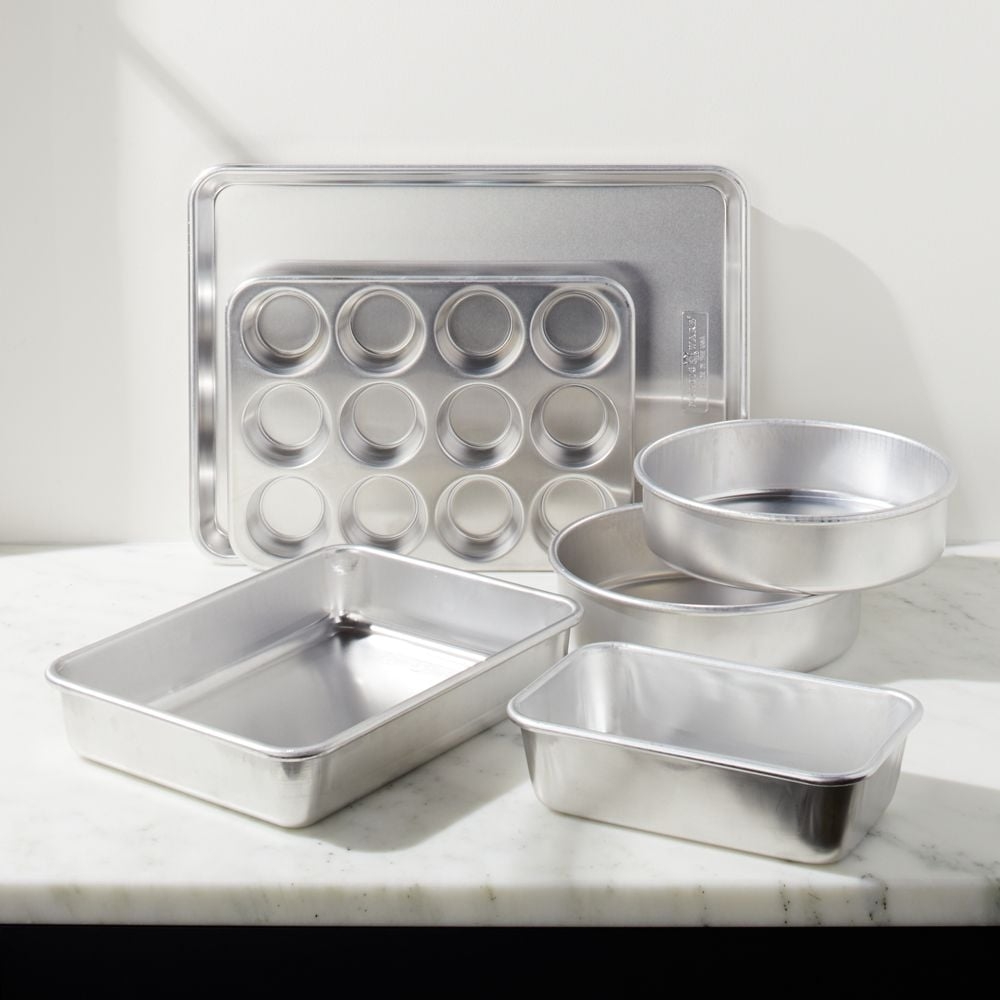 Nordic Ware ® Naturals ® 6-Piece Bakeware Set - Image 0