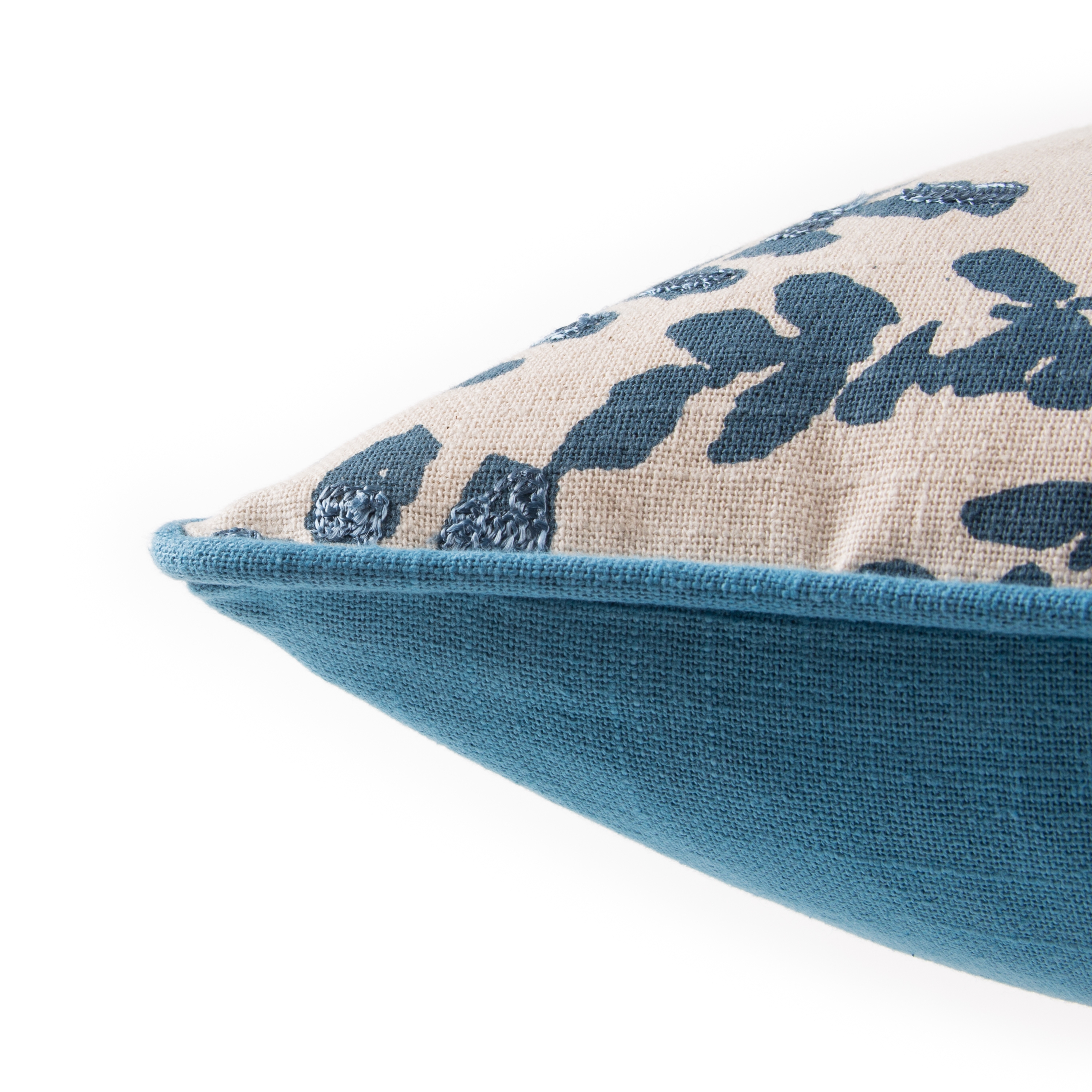 Design (US) Blue 18"X18" Pillow, poly insert - Image 2