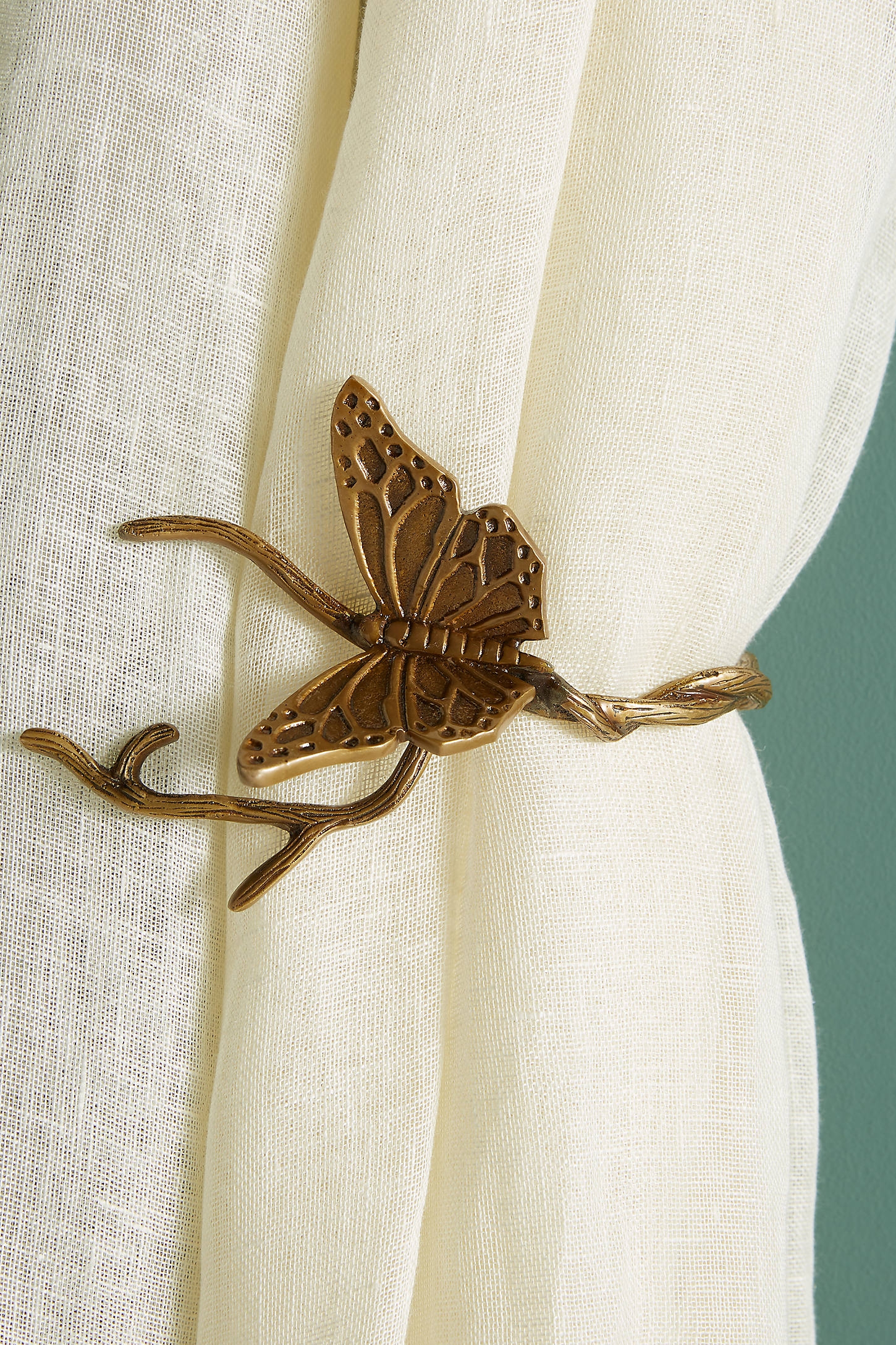 Melody Butterfly Tieback - Image 0