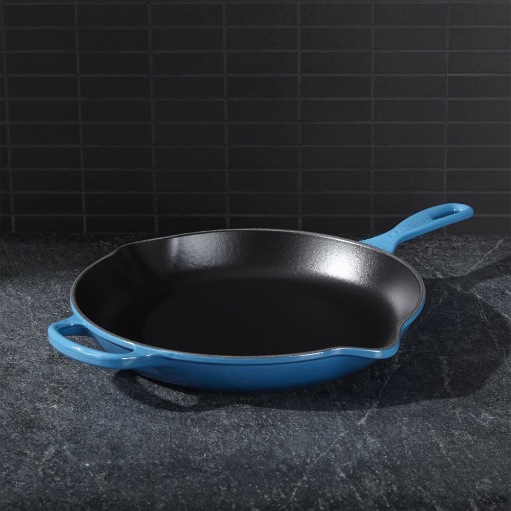 Le Creuset ® Signature 11.75" Marseille Enameled Cast Iron Skillet - Image 0