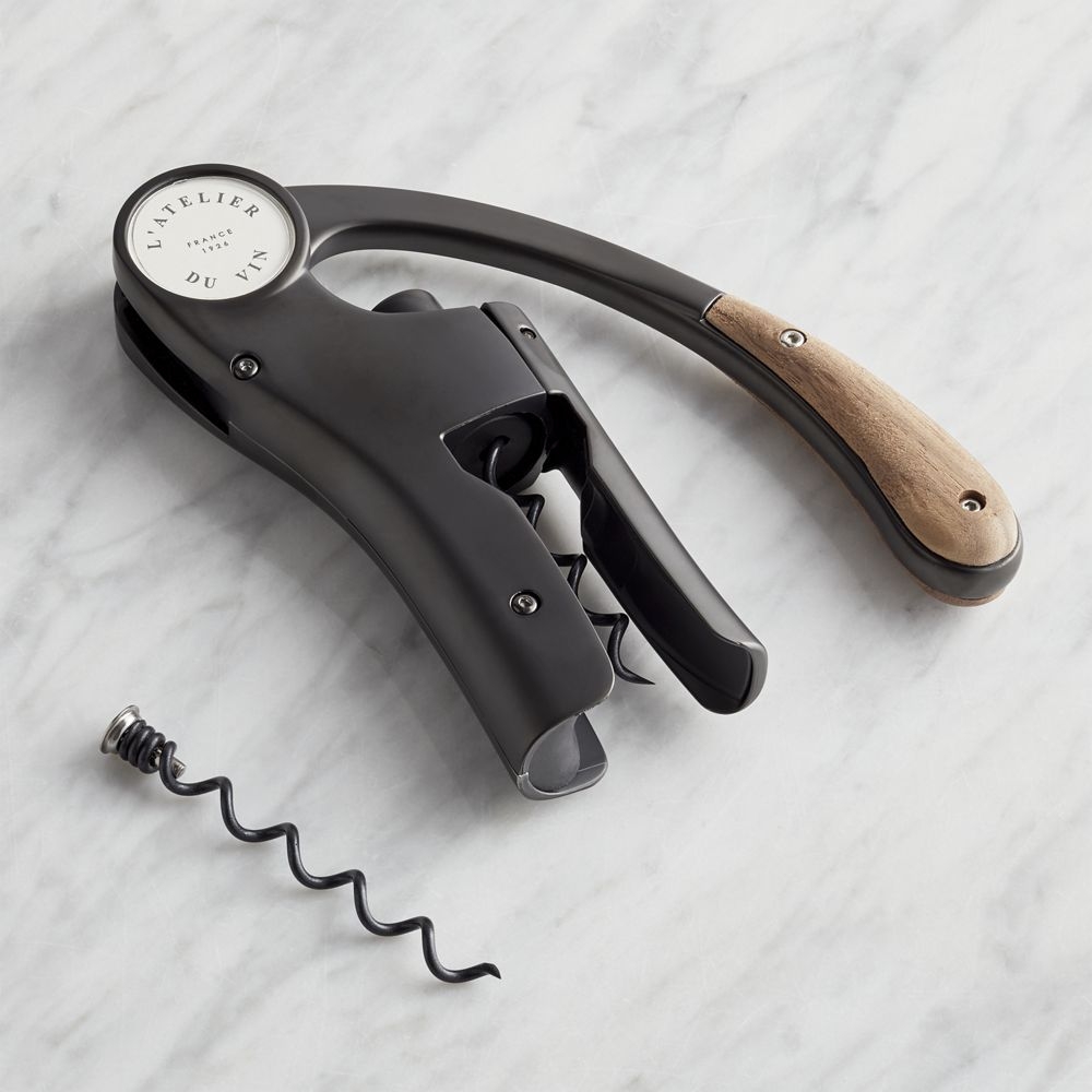 L'Atelier du Vin Oeno Motion Black Corkscrew with Walnut Handle