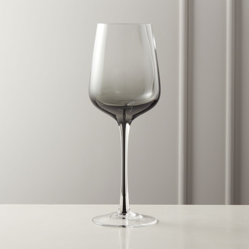 Reina Red Smoke Wine Glass - Image 0