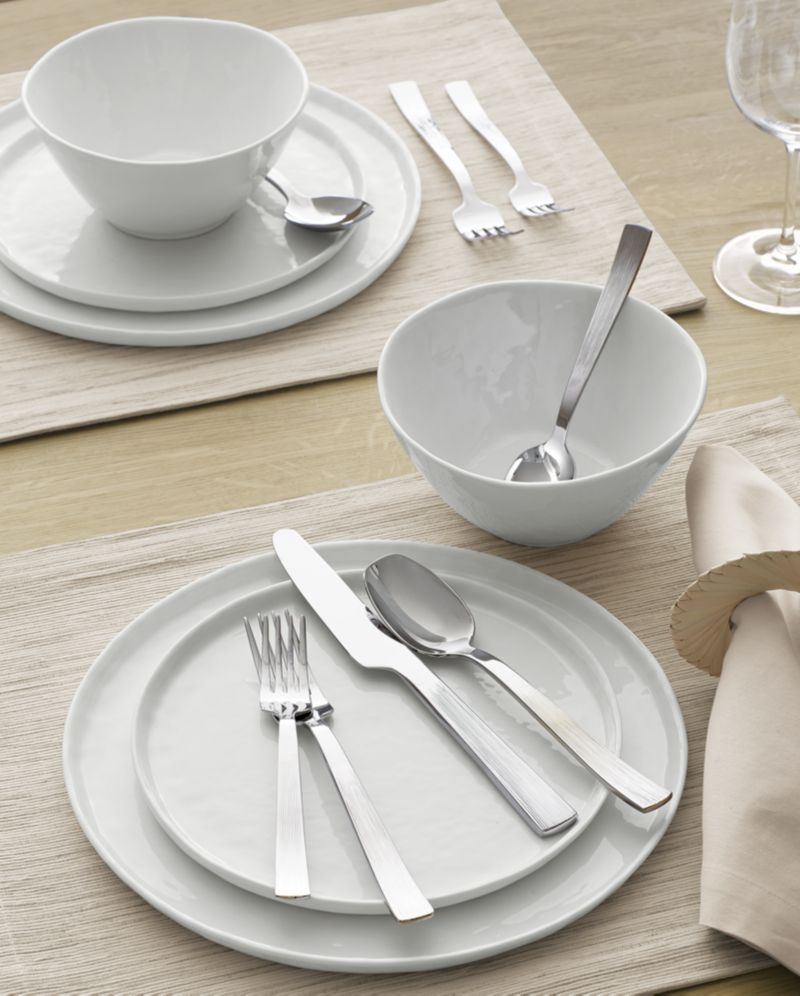 Mercer White Round Porcelain Appetizer Plate - Image 5