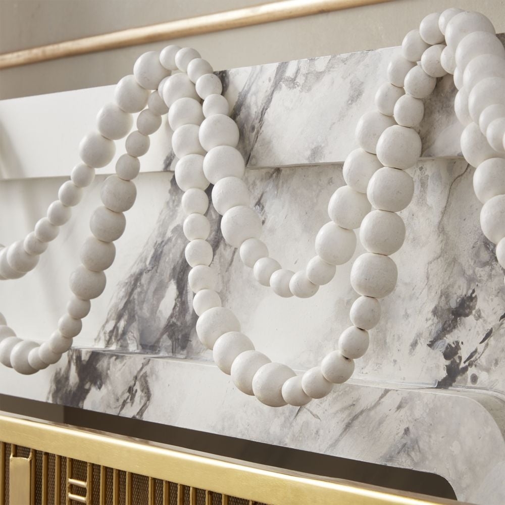 Matte White Wood Garland - Image 0