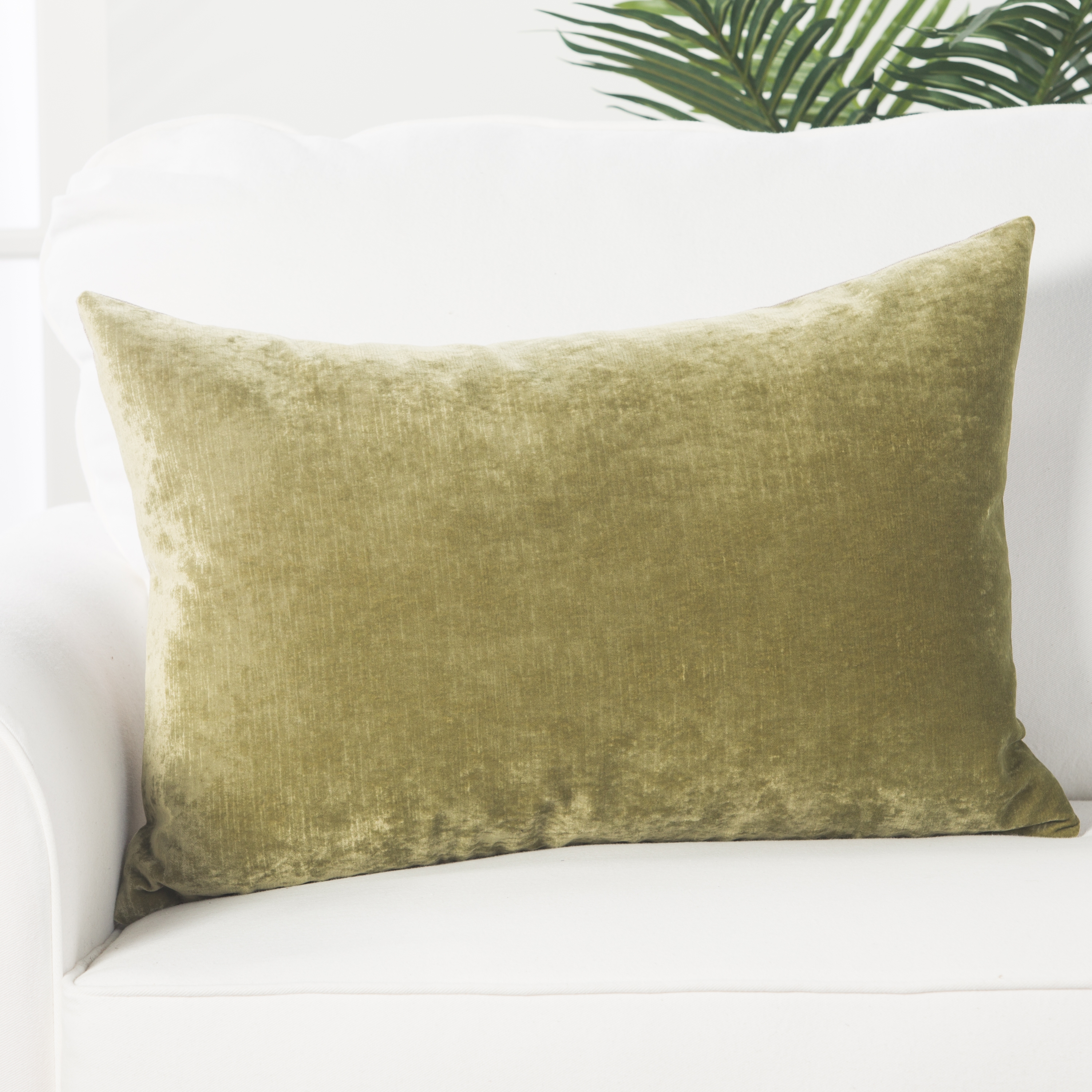 Design (US) Olive 16"X24" Pillow - Image 3