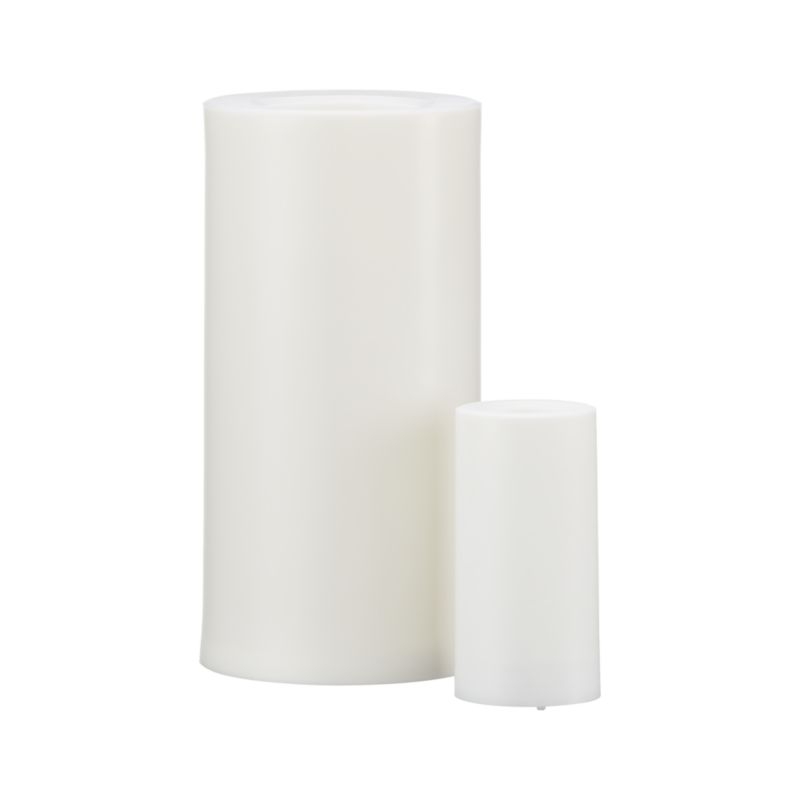 Indoor/Outdoor 4"x8" Pillar Candle with Timer - Image 4