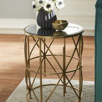 Kaidence End Table - Image 0