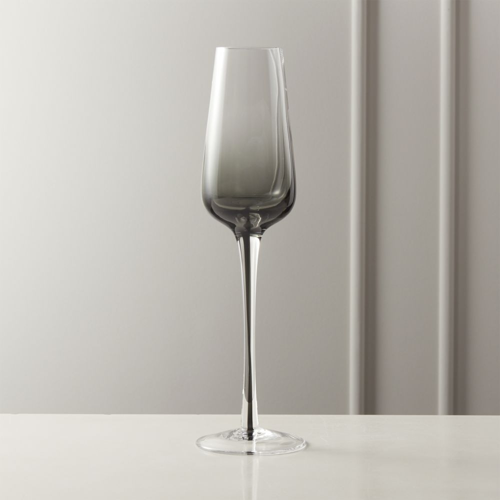 Reina Smoke Champagne Flute - Image 0