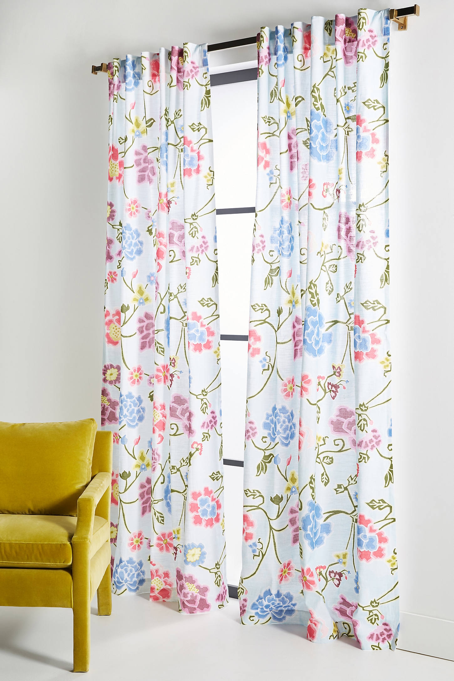 Ellery Curtain - Image 0