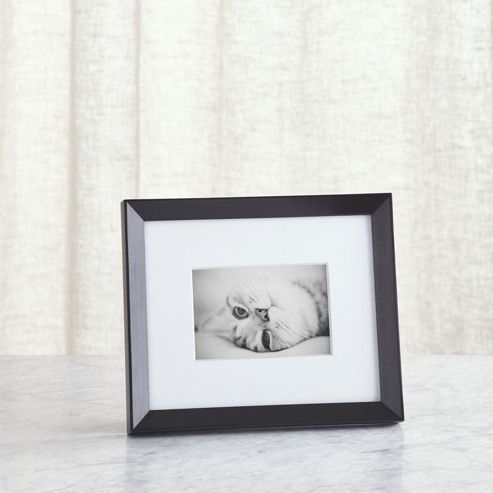 Icon Wood 4x6 Black Picture Frame - Image 0