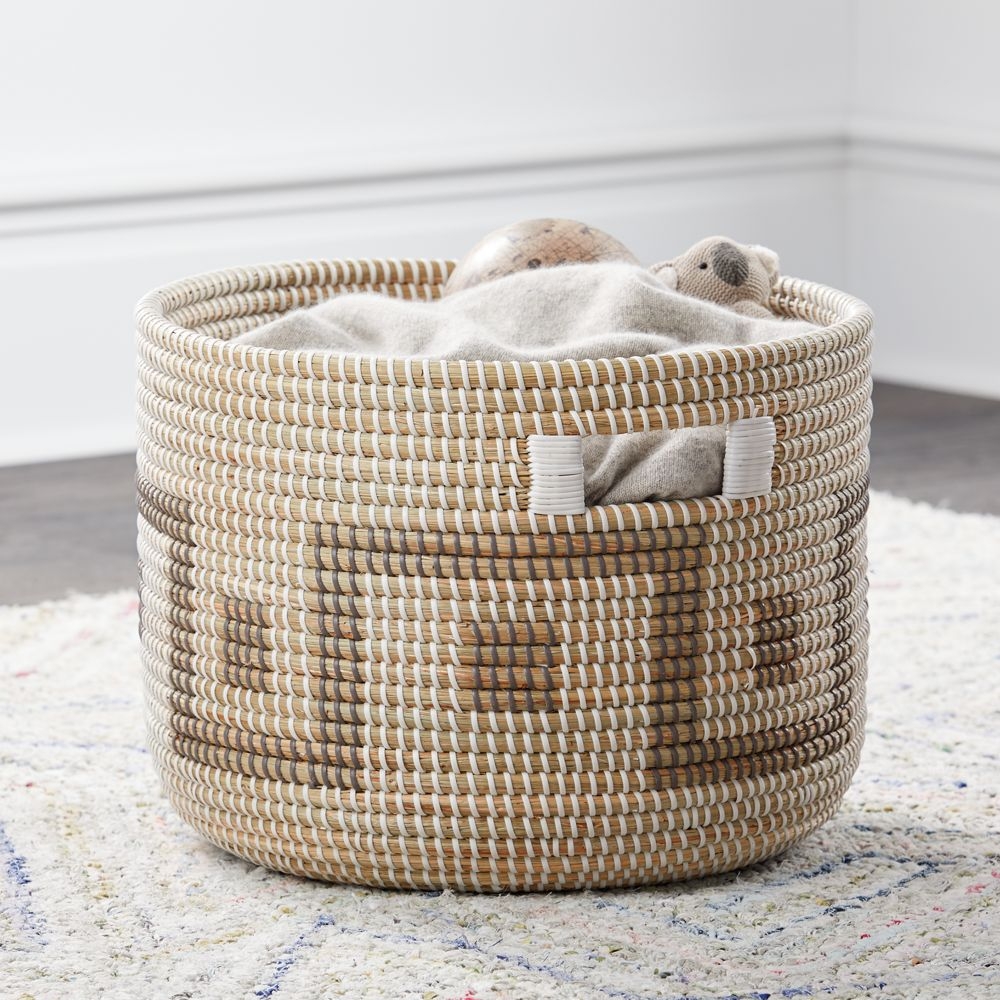 Woven Seagrass Basket - Image 0
