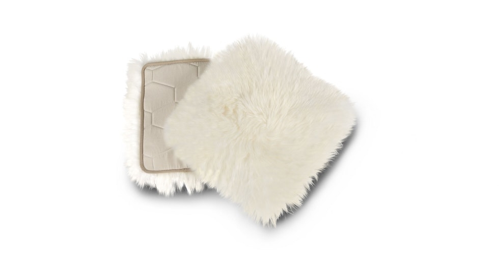 Lanna Ivory Sheepskin Seat Pad Set - Image 1