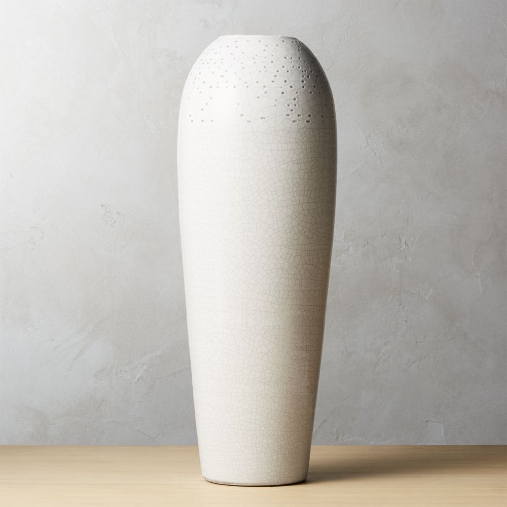 Mable Ivory Vase - Image 0