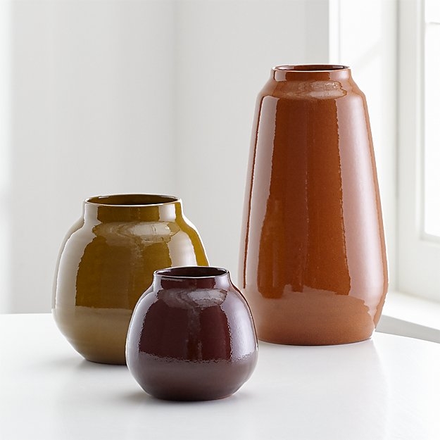 Ansley Medium Olive Green Ceramic Vase - Image 3