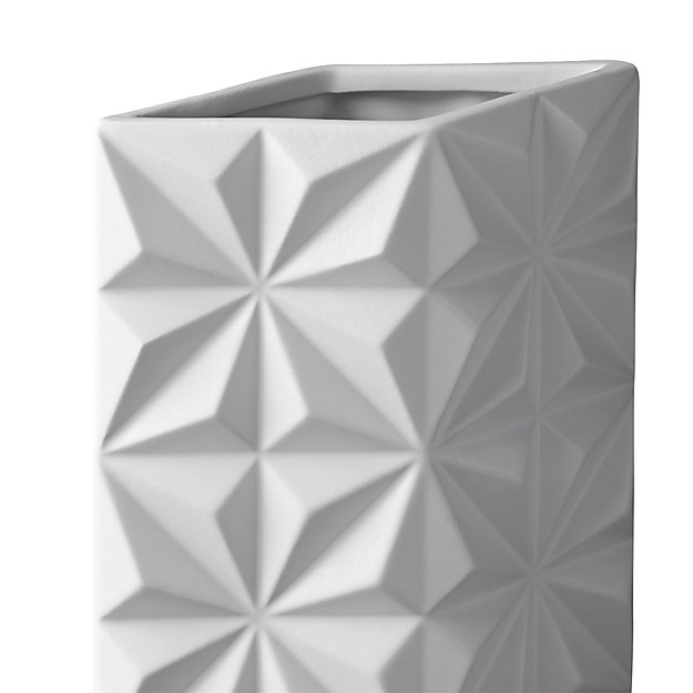 Hendricks white vase - Image 3