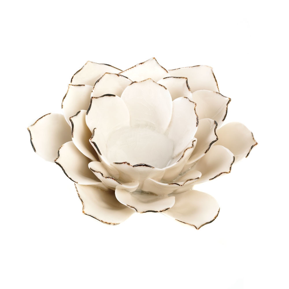 Blooming Flower Candle Holder - Image 0