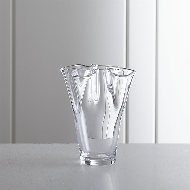 Evelyn Small Vase - Image 0