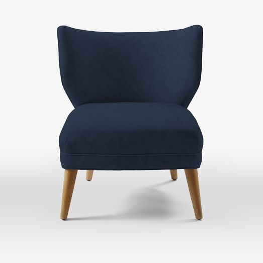 Retro Wing Chair - Image 0