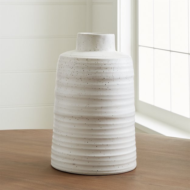 Holden Vase, White - Image 3
