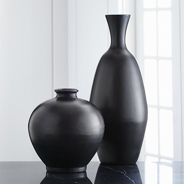 Trumpet Large Black Ceramic Vase - Image 1