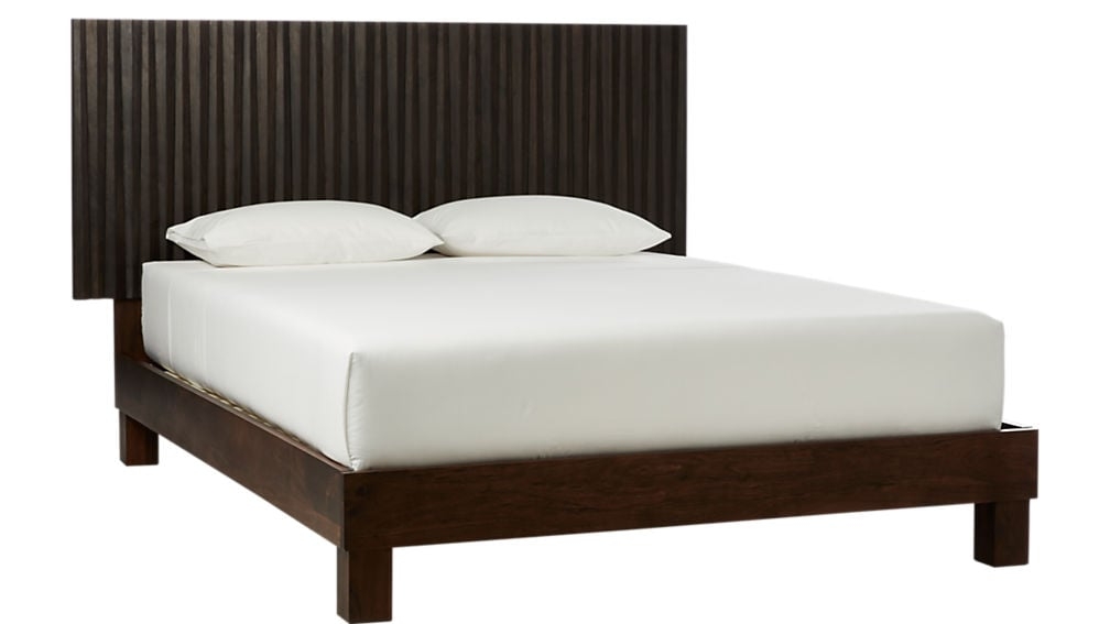 summit king bed (mattress sold separately). - Image 0