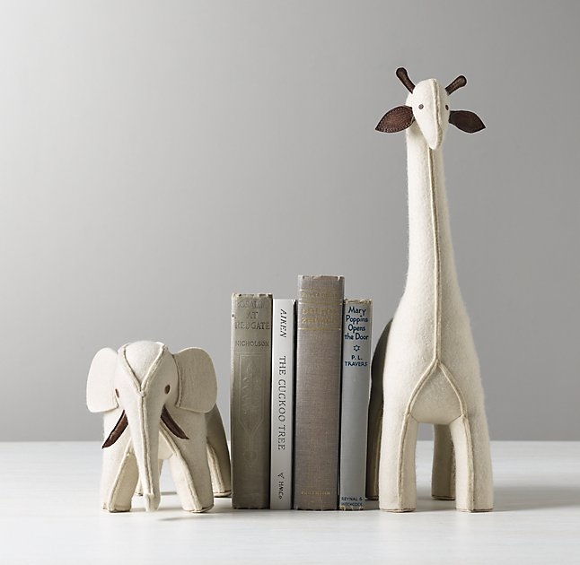 WOOL FELT ANIMAL BOOKEND-Ivory-giraffe - Image 0