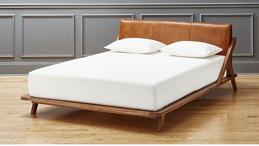 Drommen acacia bed with leather headboard - queen - Image 3