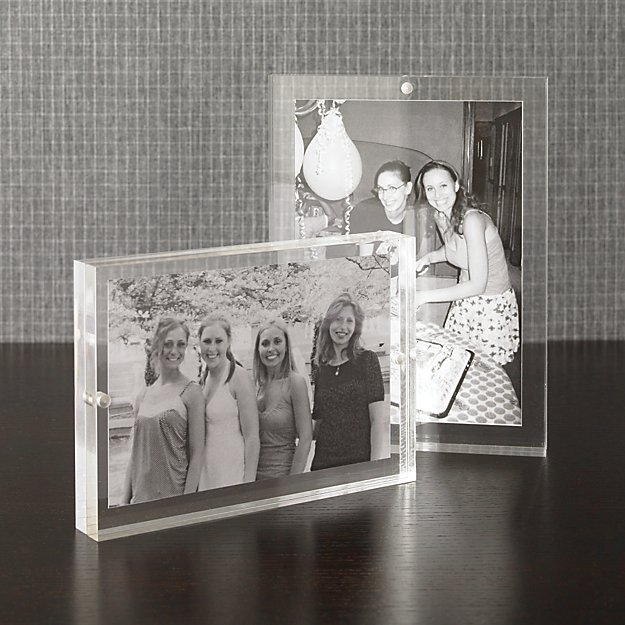 Acrylic 5x7 Block Picture Frame - Image 1
