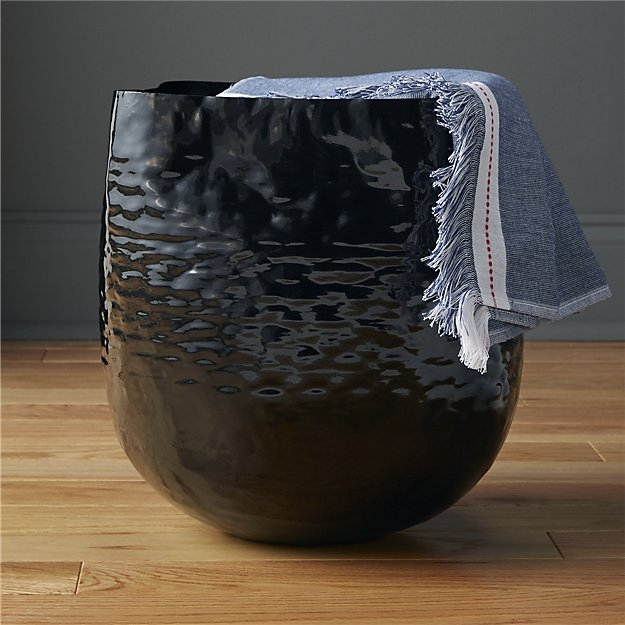 Liquid small black nickel basket - Image 2