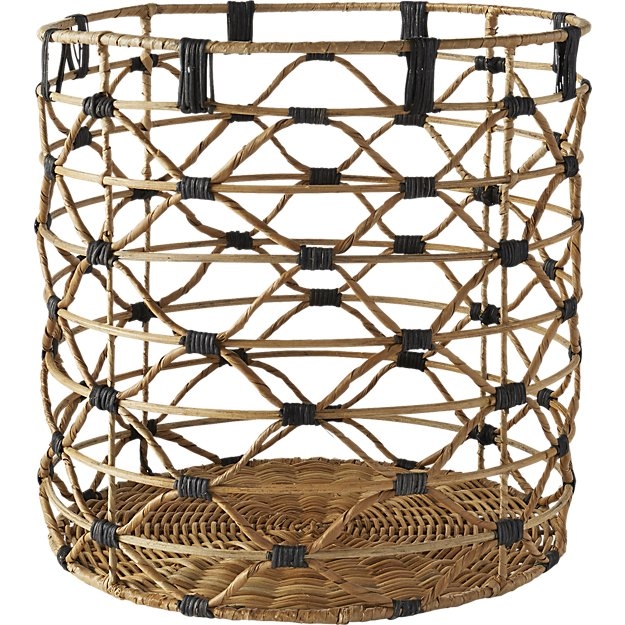 Beso Basket - Large - Image 0