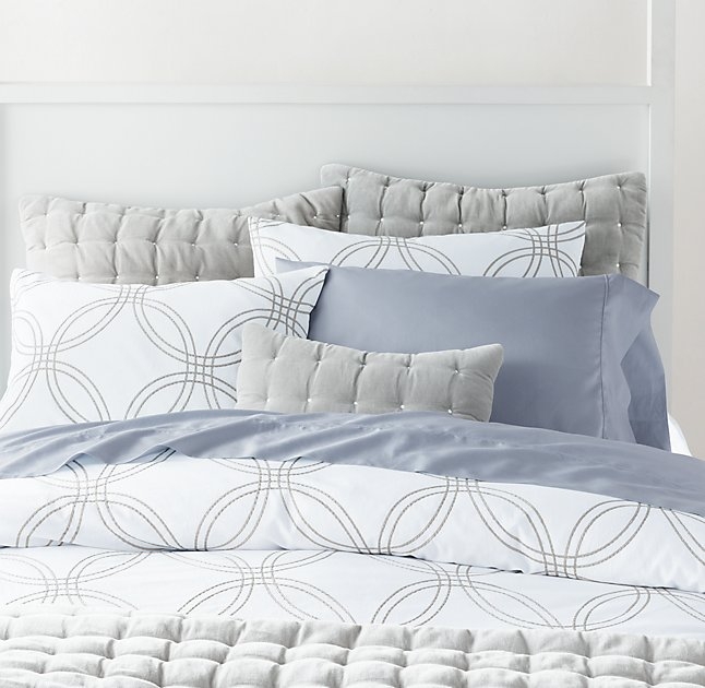 EMBROIDERED METALLIC LINKS DUVET COVER - White - Twin - Image 1