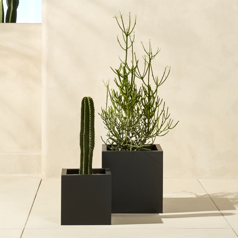 blox medium square galvanized charcoal planter - Image 3