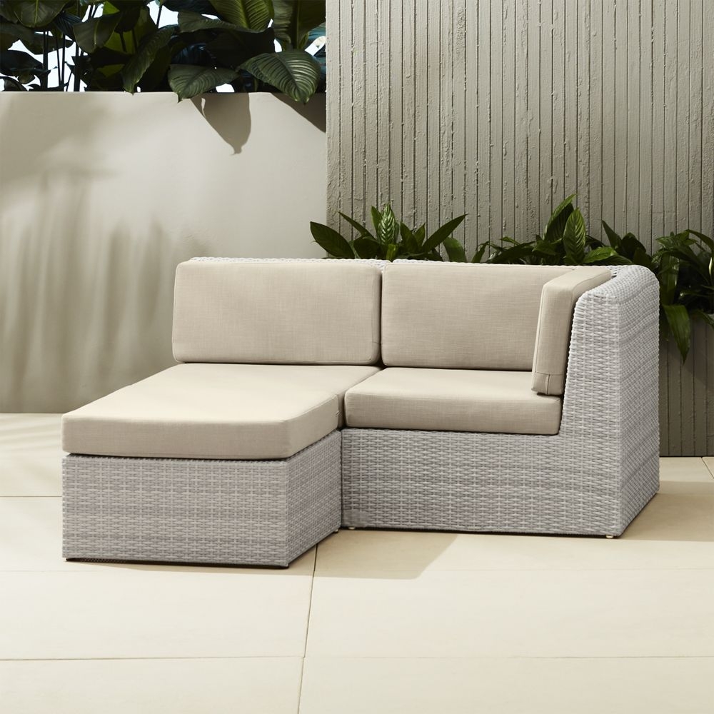ebb outdoor sectional - Image 0