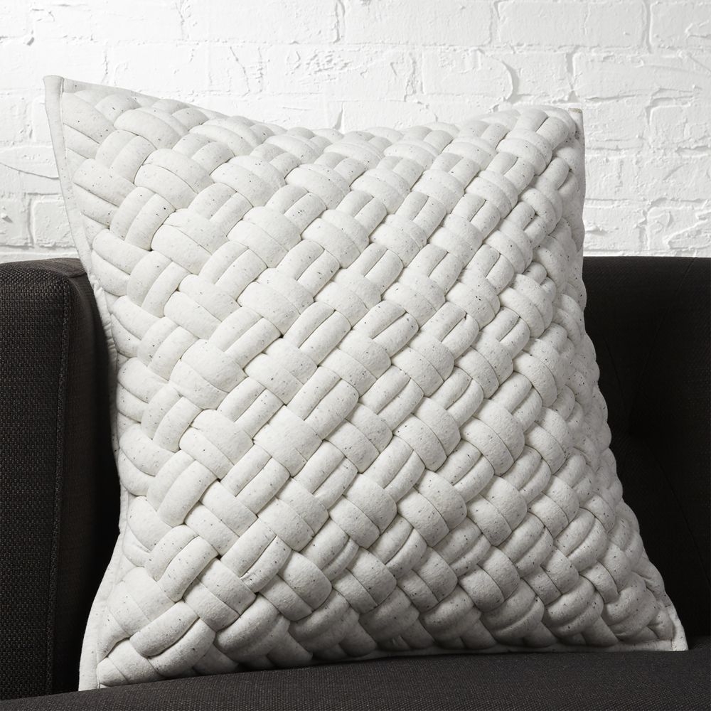 "20"" jersey interknit ivory pillow with down-alternative insert" - Image 0