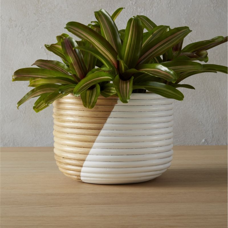 basket small white planter - Image 4