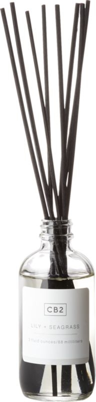 lily and seagrass reed diffuser - Image 3