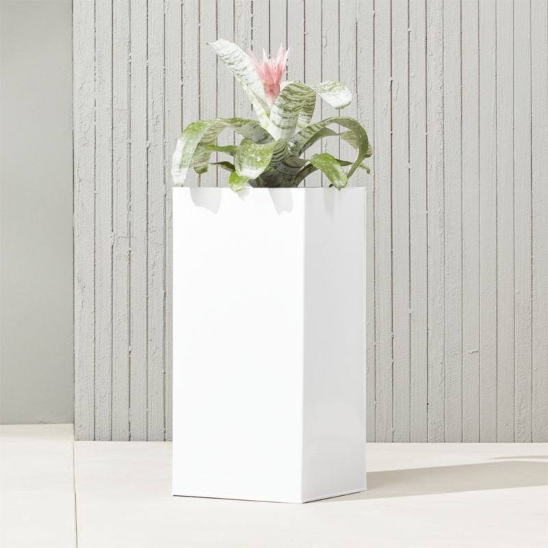 Blox Tall White Galvanized Steel Indoor/Outdoor Planter Small - Image 4